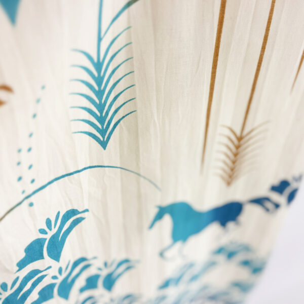 JIKAN STYLE 新柄手ぬぐい「百合駆ける」-馬が描かれた、力強くも優美な一枚-