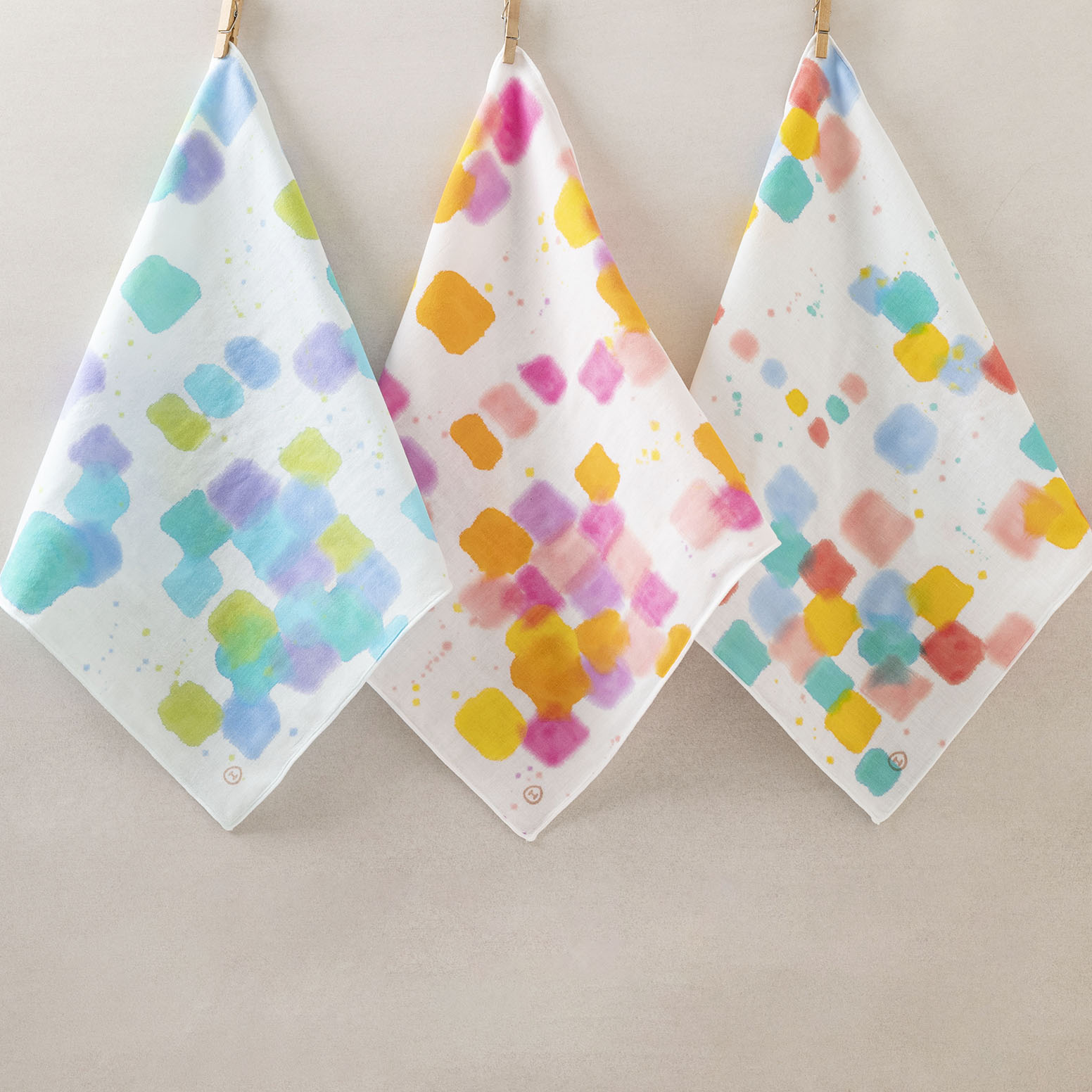 伊勢木綿の手描き染め手ぬぐい